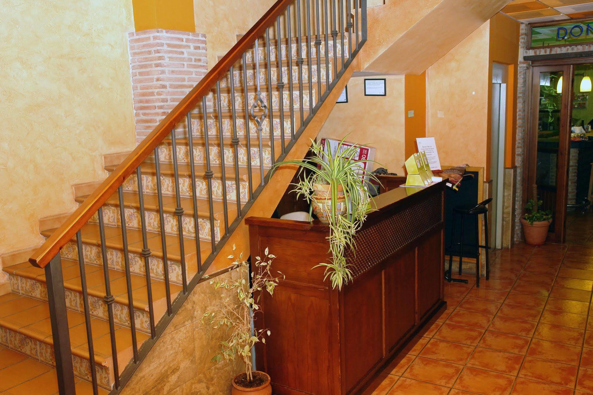Hotel Don Pero Alora Exterior photo